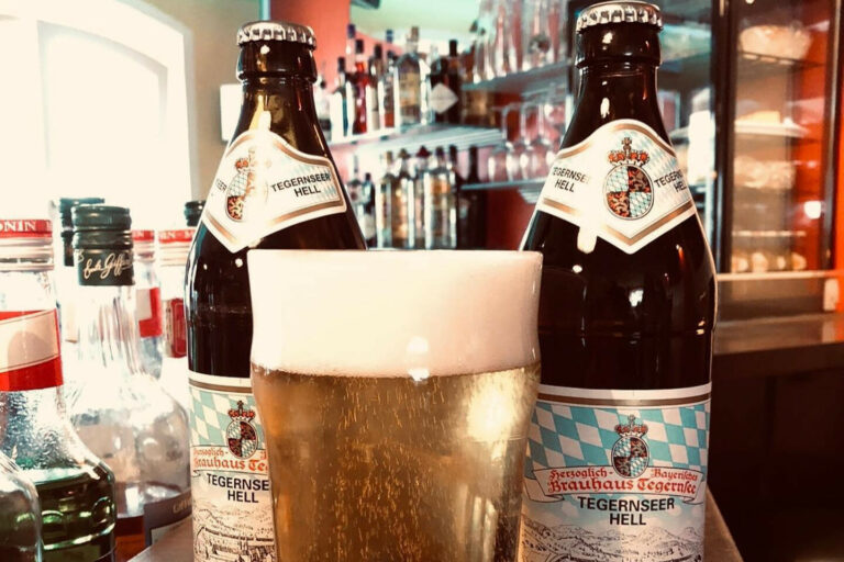 Restaurant Gutschein für Café | Bar | Wohn- [ZIM-MER]