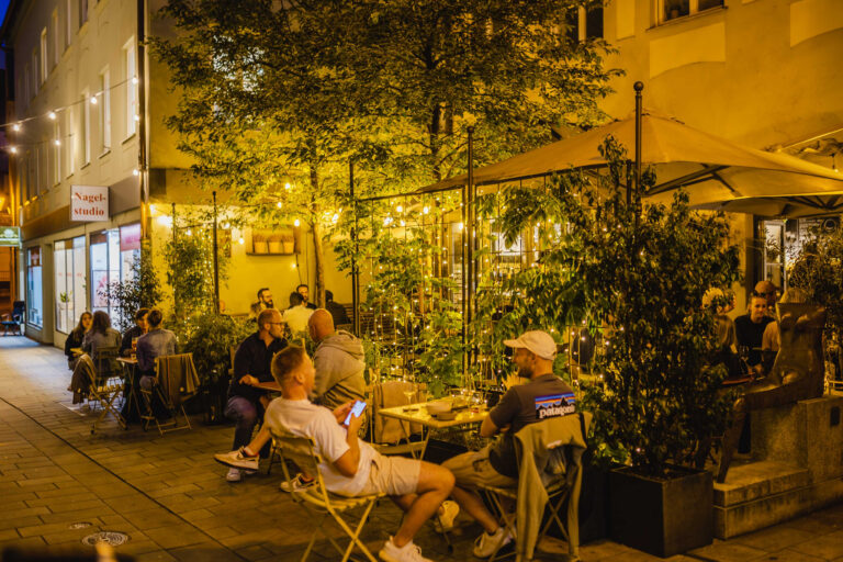 Restaurant Gutschein Herr Brand Bar Augsburg