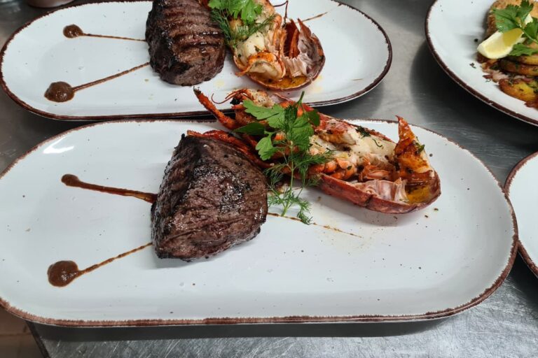 Restaurant Gutschein für SURF`N TURF KITCHEN