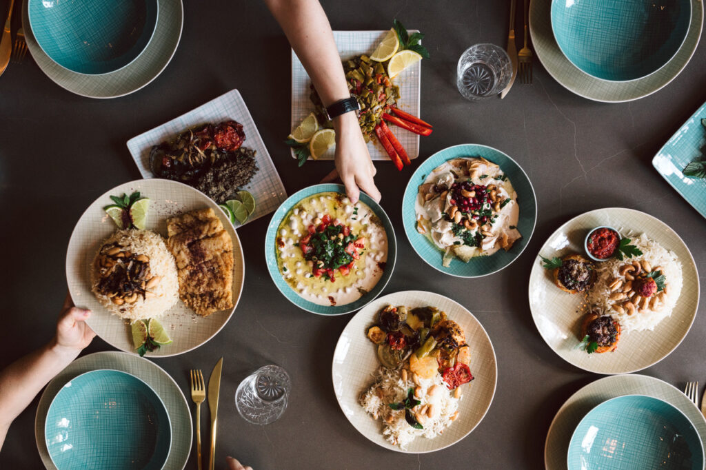 Kreuzberger Himmel: Run by refugees!