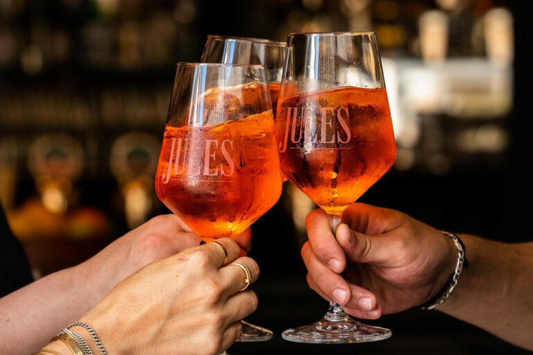 Restaurant Gutschein Jules Café, Bistro & Bar Würzburg