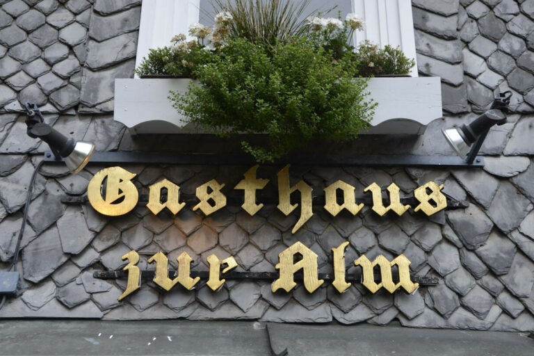 Restaurant Gutschein Gasthaus zur Alm Warburg 