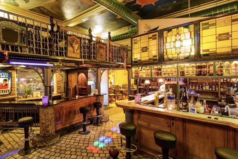 Restaurant Gutschein für Letzte Instanz