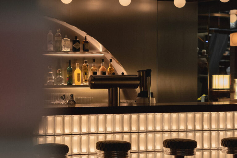 Restaurant Gutschein für AWARA Eatery & Bar