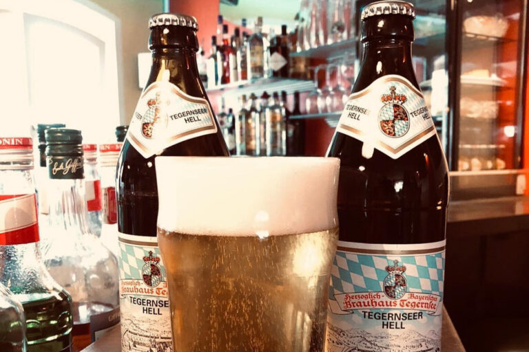 Restaurant Gutschein für Café | Bar | Wohn- [ZIM-MER]