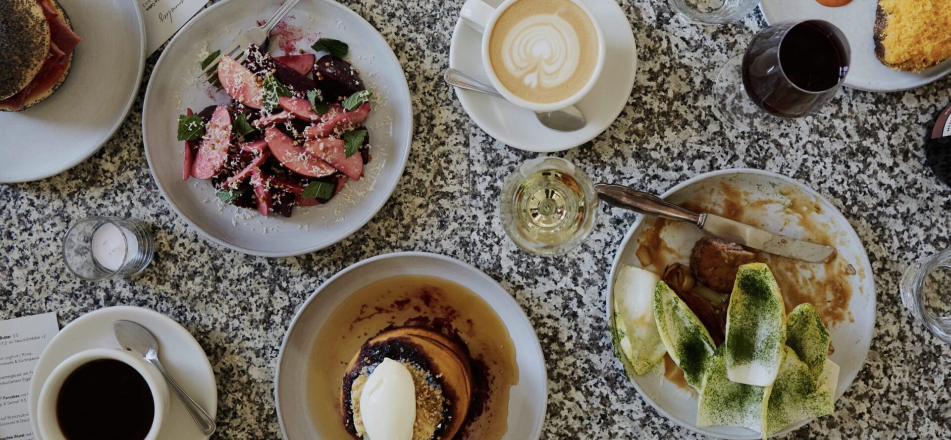 Cafés für gemütliche Stunden in Berlin: 7 Orte für den Herbst